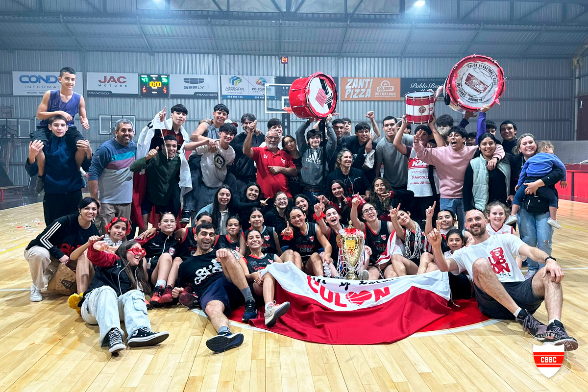 Las chicas de la U14 campeonas regionales